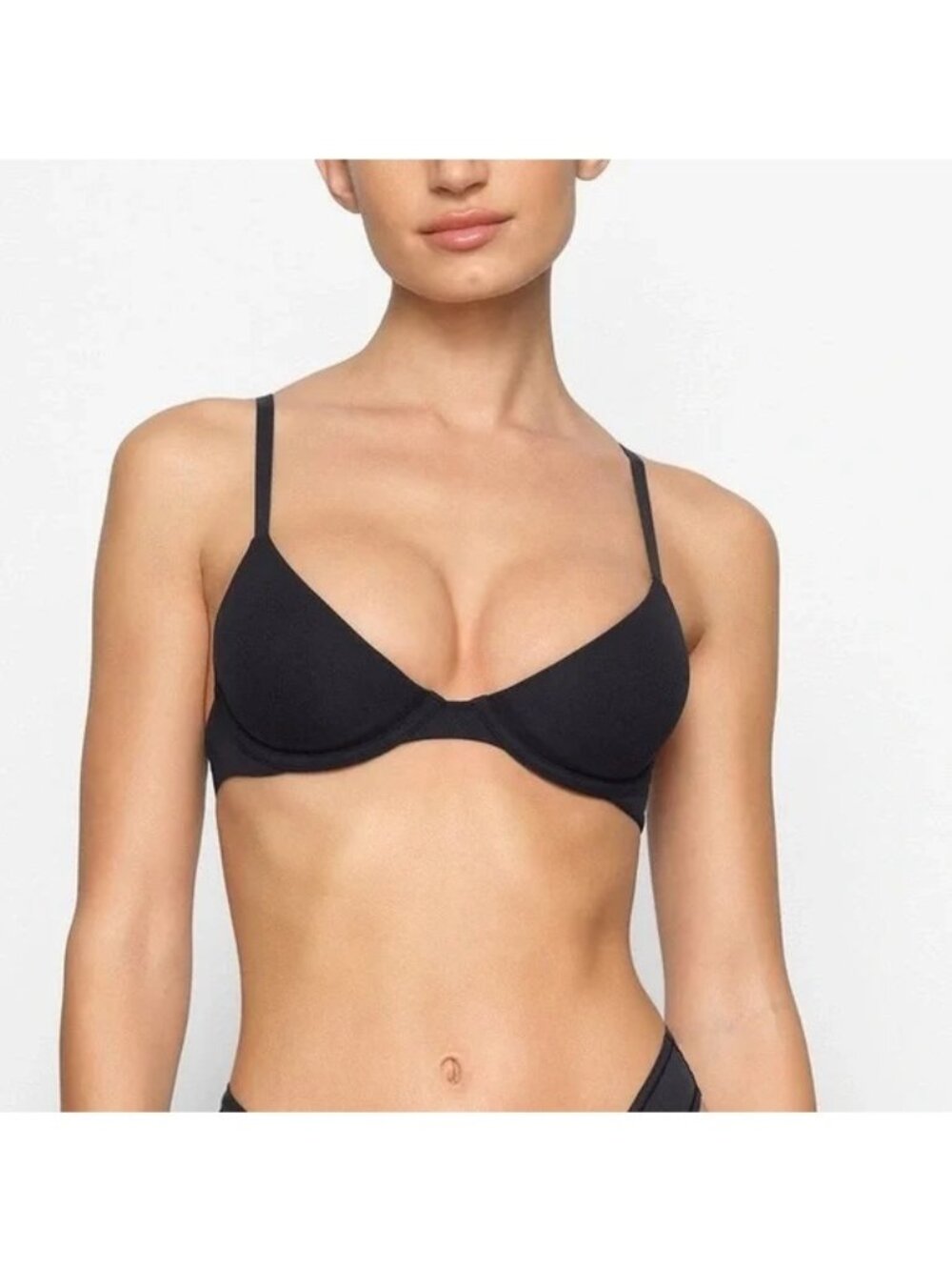 NWT SKIMS FITS EVERYBODY SCOOP PLUNGE BRA ONYX - 34C